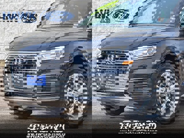 Used 2020 Audi Q5 2.0T Premium w/ Convenience Package image 2