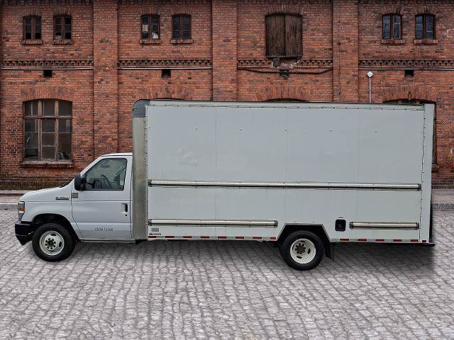 Certified 2021 Ford E-350 and Econoline 350 Super Duty RWD image 7