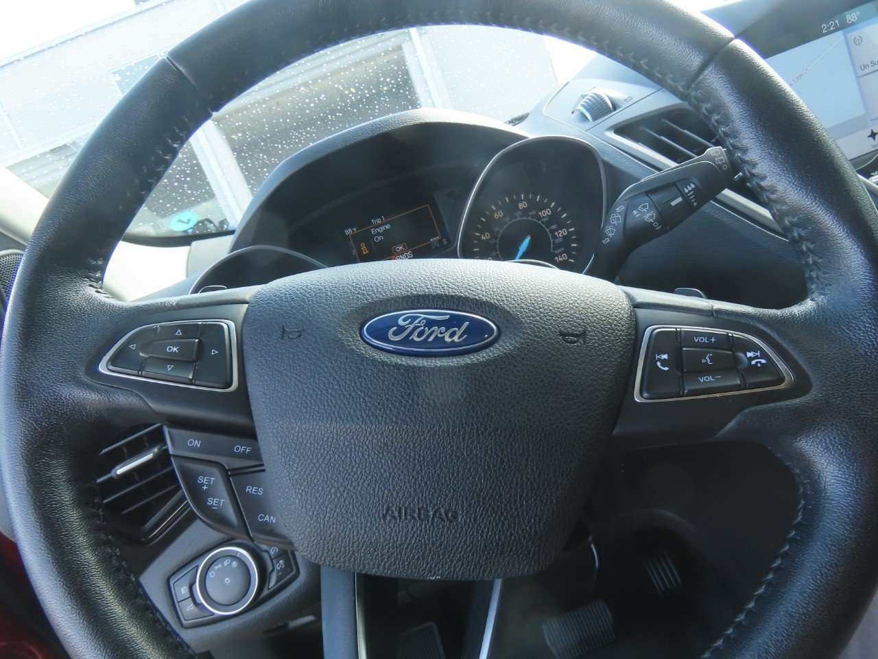 Certified 2017 Ford Escape Titanium FWD image 27