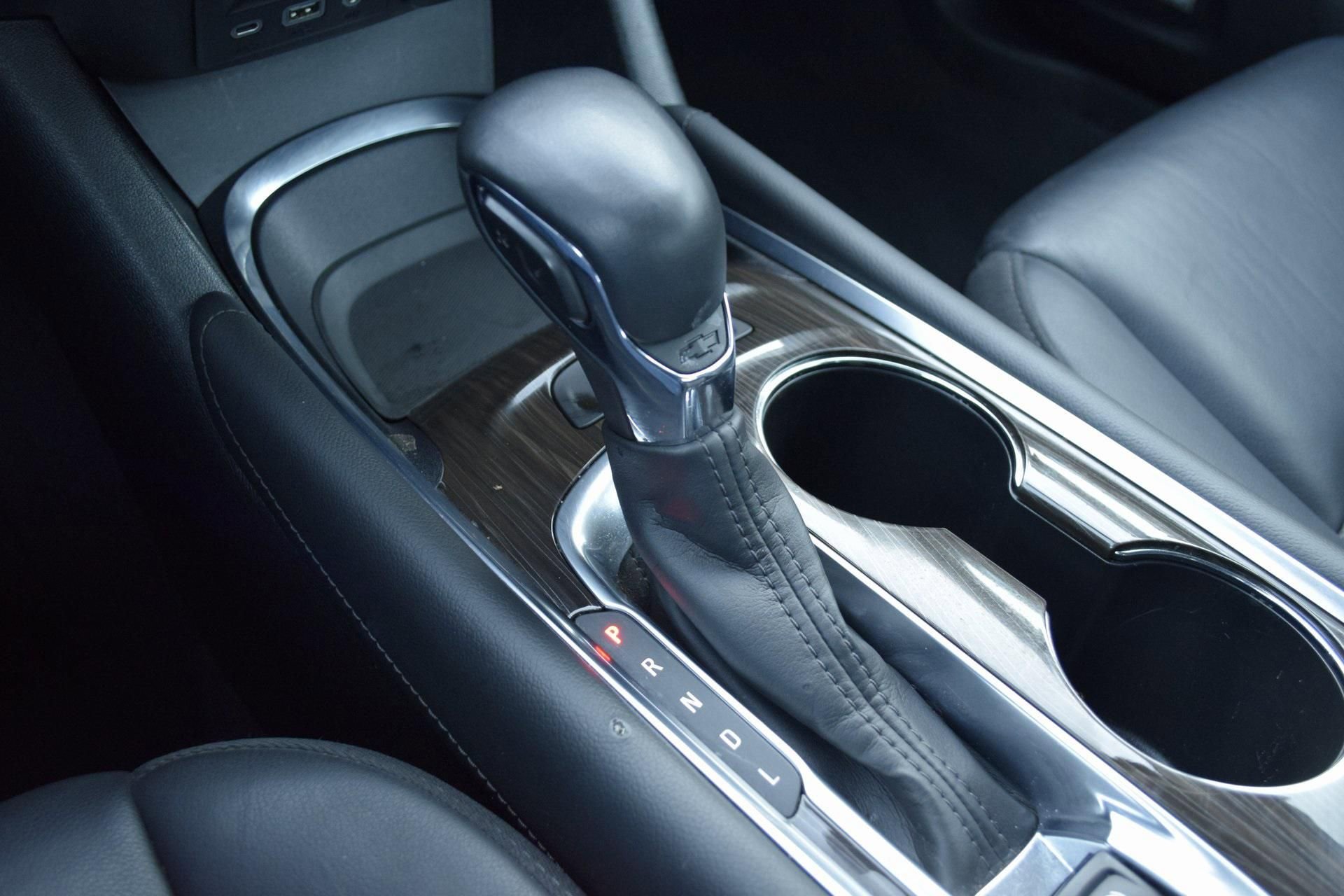 Used 2024 Chevrolet Malibu LT image 14