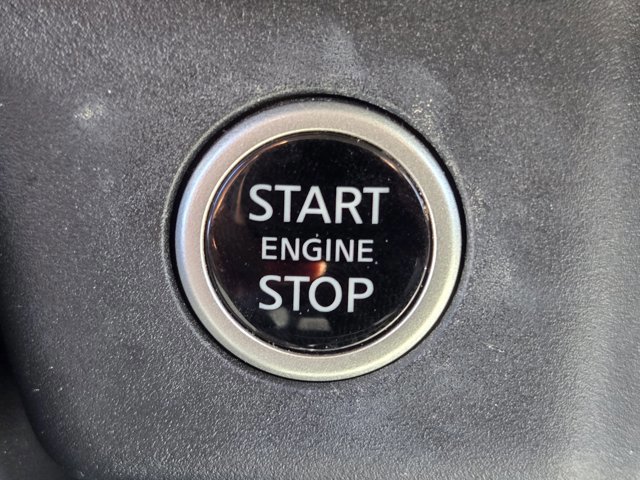 Used 2023 Nissan Rogue SV image 18