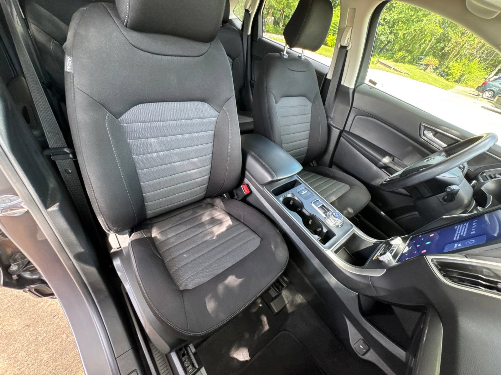 Certified 2024 Ford Edge SE w/ Black Appearance Package AWD/4WD image 16