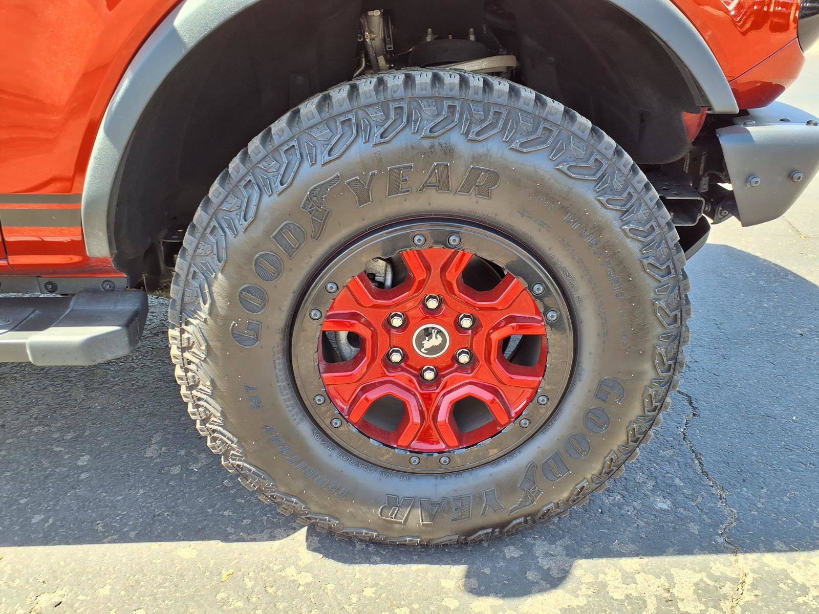 Certified 2024 Ford Bronco Wildtrak AWD/4WD image 9