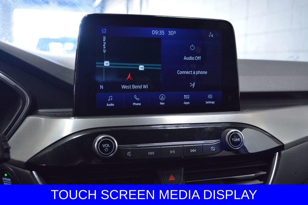 Certified 2021 Ford Escape Titanium AWD/4WD image 11