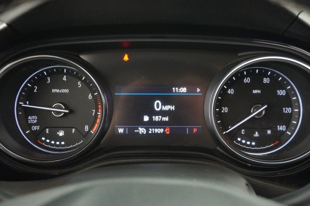 Used 2023 Buick Encore GX Select w/ Sport Touring Package FWD image 27