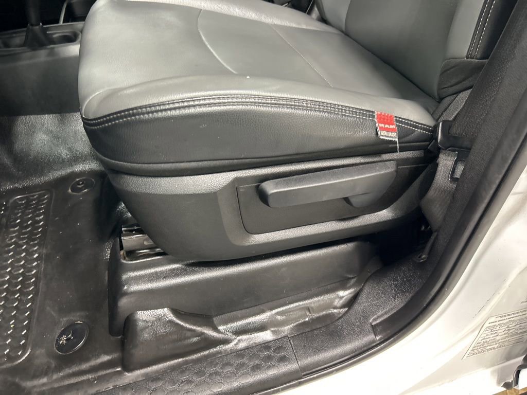 Used 2022 RAM 2500 Tradesman w/ Protection Group image 12