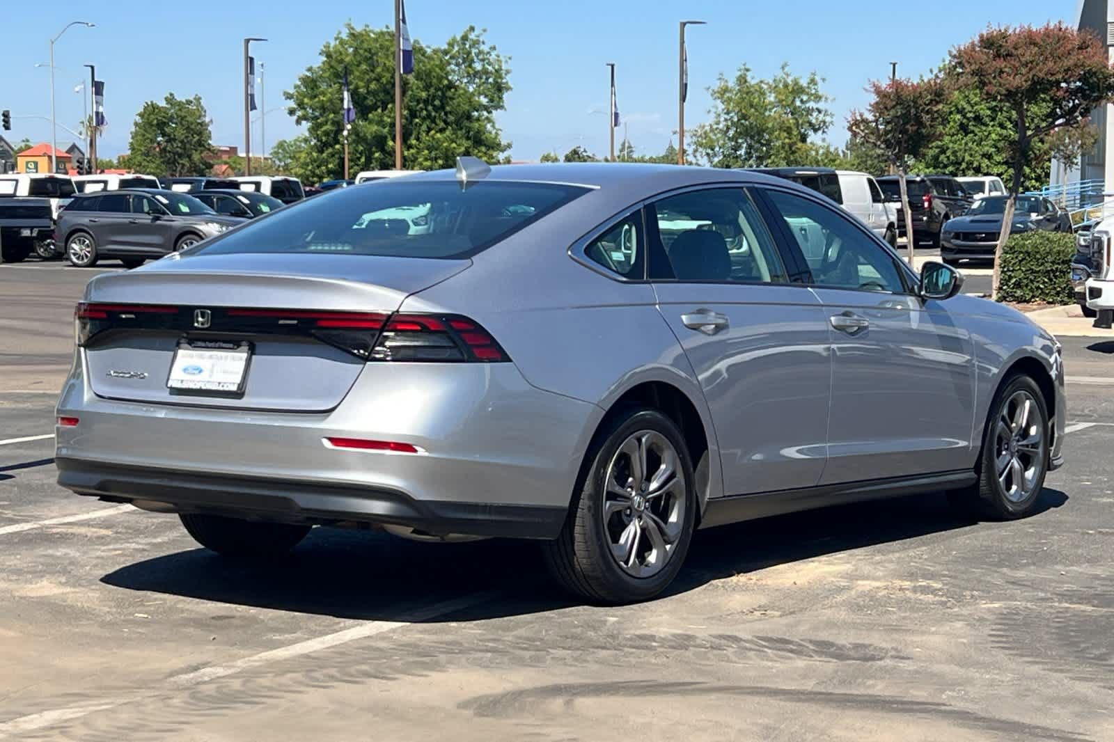 Used 2023 Honda Accord EX image 2
