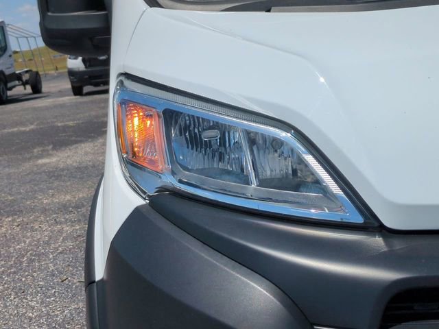 Used 2025 RAM ProMaster 2500 w/ Convenience Group image 10