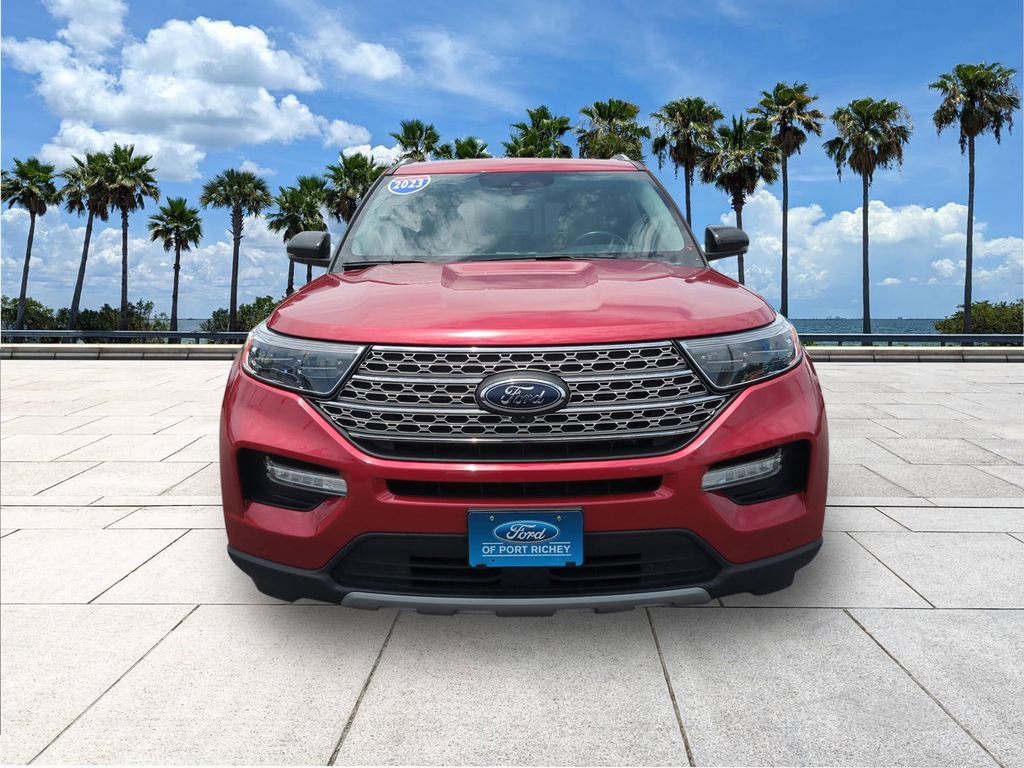 Certified 2023 Ford Explorer Limited w/ Equipment Group 301A AWD/4WD image 2