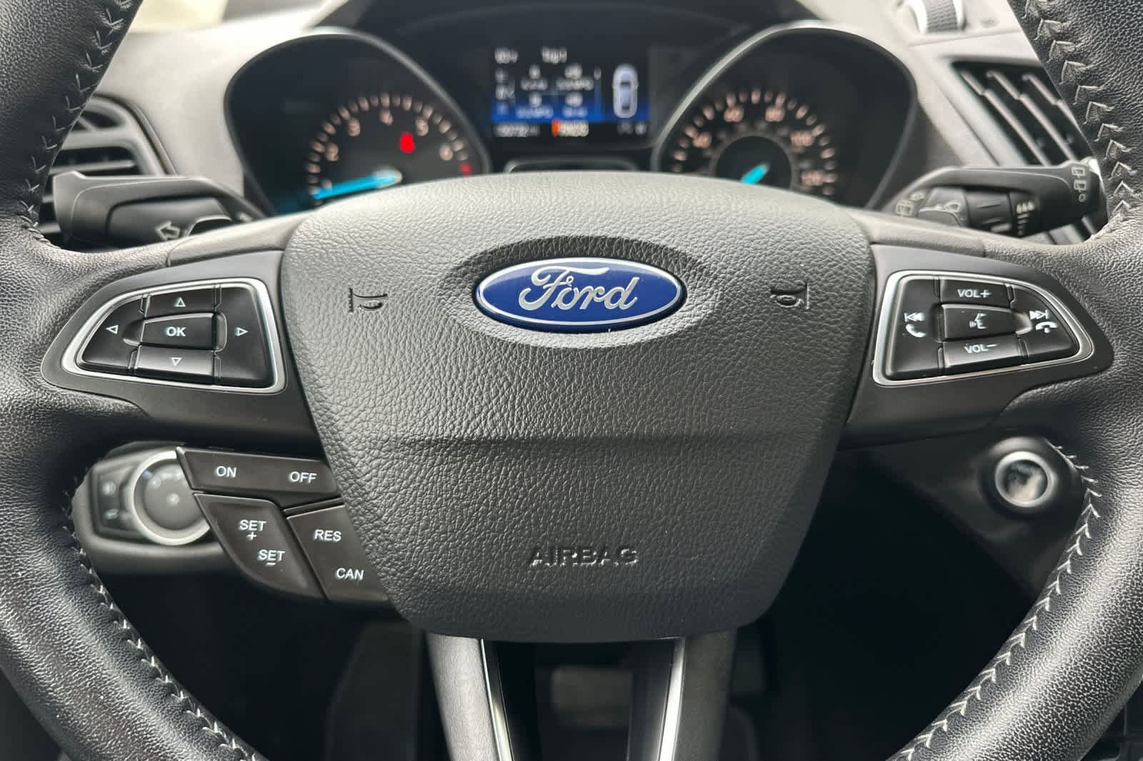 Certified 2017 Ford Escape Titanium AWD/4WD image 24