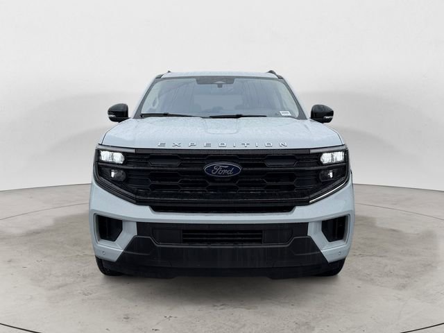Certified 2025 Ford Expedition Active AWD/4WD image 8