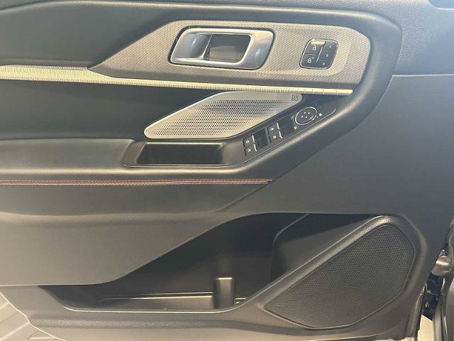 Certified 2025 Ford Explorer ST AWD/4WD image 22