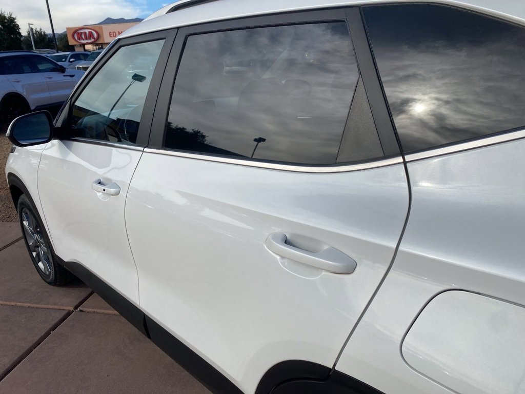 Used 2023 Kia Seltos S image 14