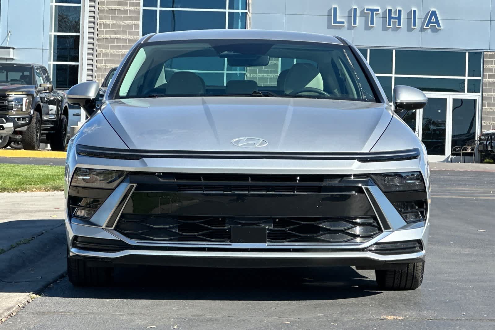 Used 2025 Hyundai Sonata SEL FWD image 10