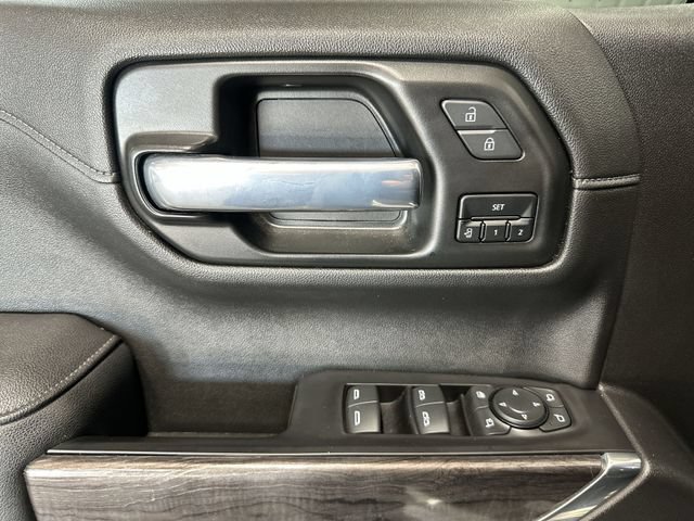 Used 2021 Chevrolet Silverado 1500 LTZ AWD/4WD image 19