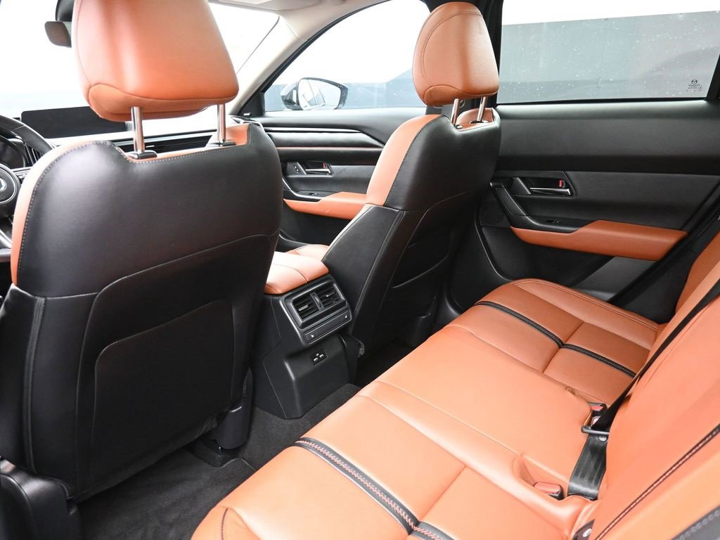 Used 2024 MAZDA CX-50 2.5 Turbo w/ Premium Plus Pkg image 2