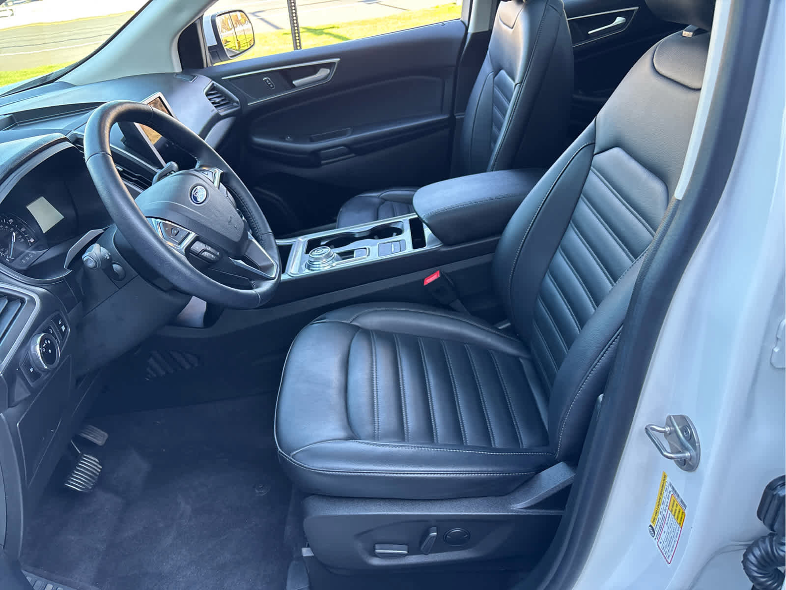 Certified 2023 Ford Edge SEL image 11