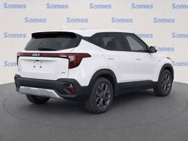 Used 2025 Kia Seltos LX AWD/4WD image 3