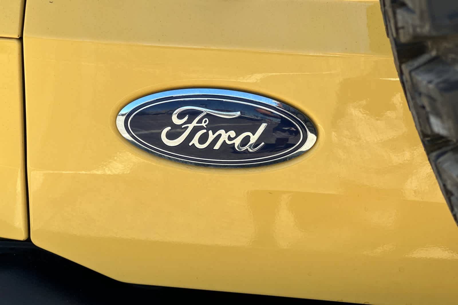Certified 2024 Ford Bronco Heritage Edition AWD/4WD image 29