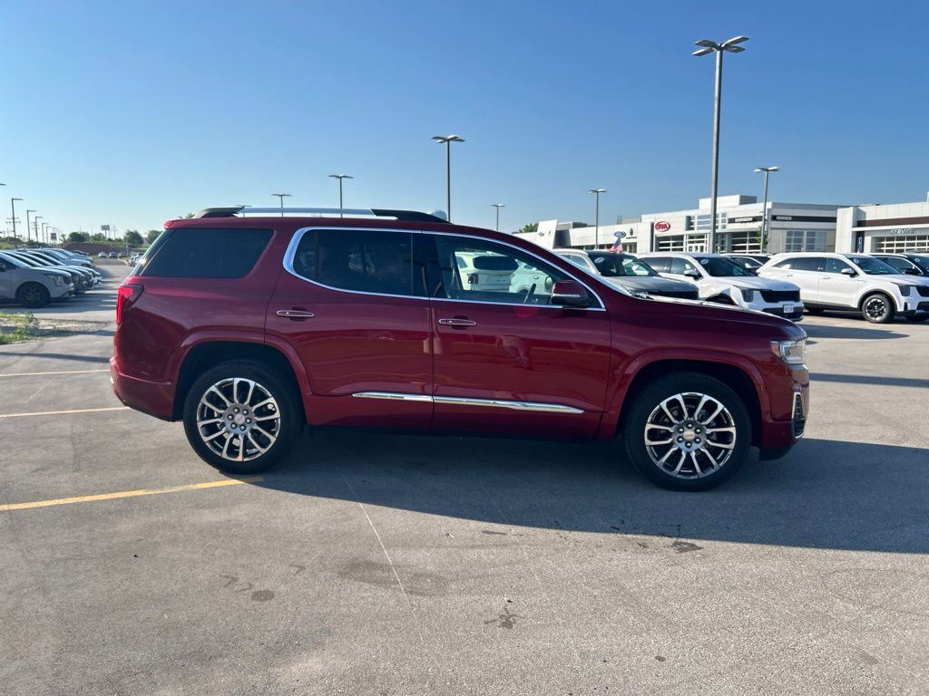 Used 2023 GMC Acadia Denali w/ Denali Ultimate Package AWD/4WD image 6