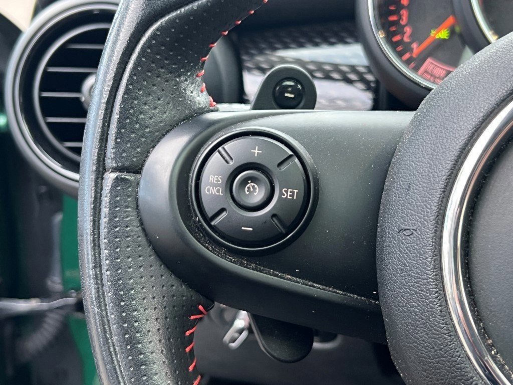 Used 2020 MINI Cooper S image 26