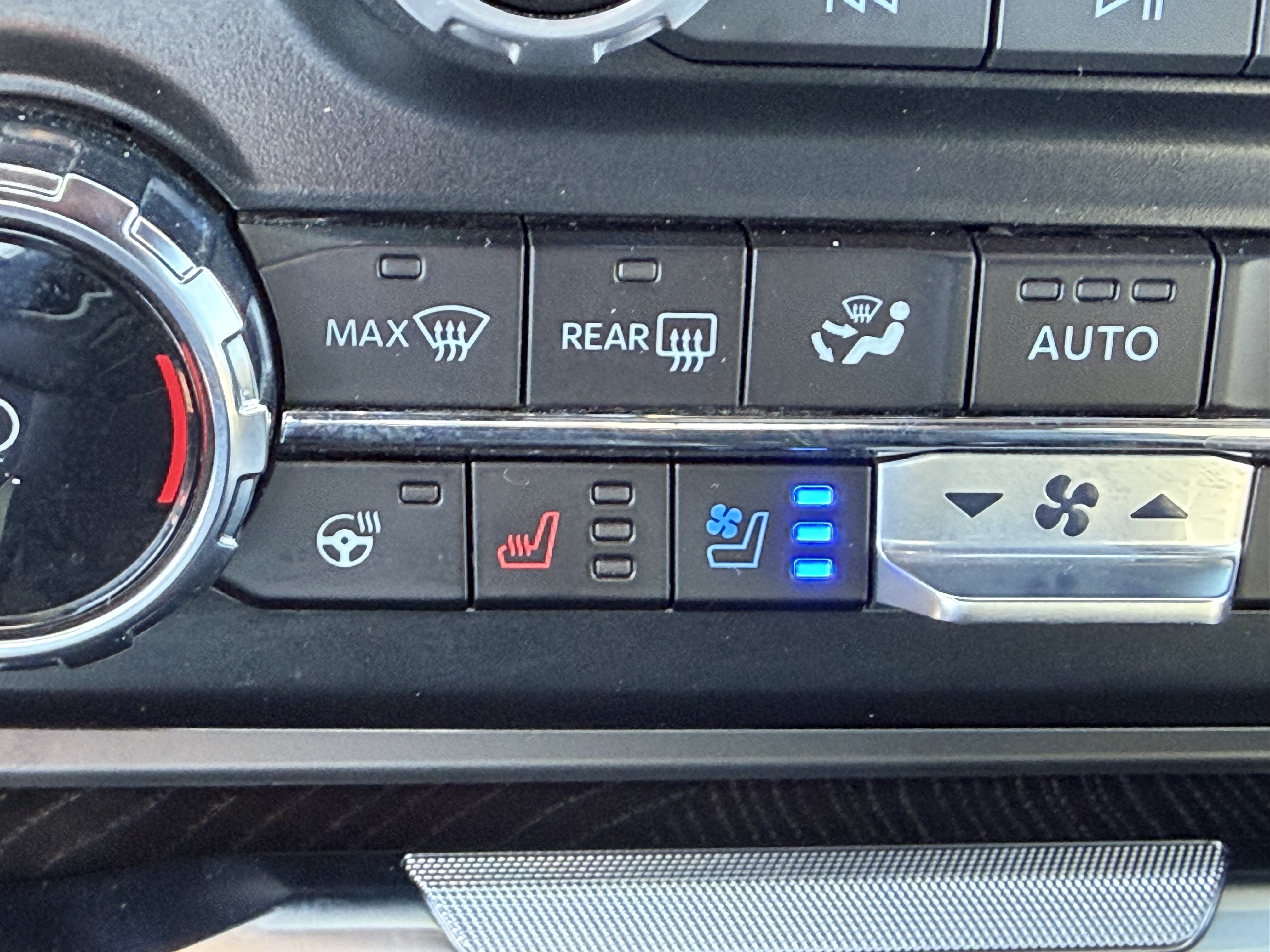 Certified 2024 Ford F250 Platinum AWD/4WD image 22