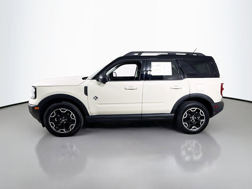 Certified 2025 Ford Bronco Sport Outer Banks w/ Outer Banks Tech Package+ AWD/4WD image 9