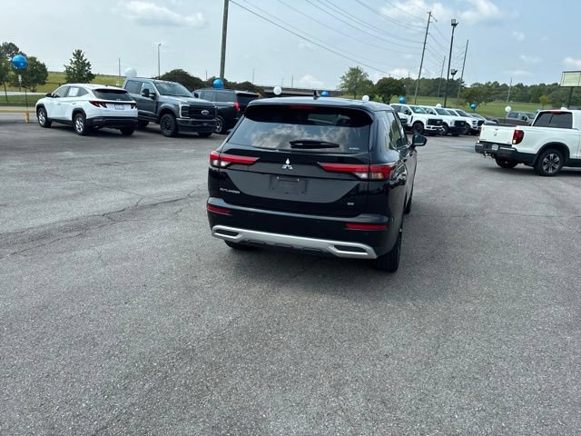 Used 2024 Mitsubishi Outlander SE AWD/4WD image 34