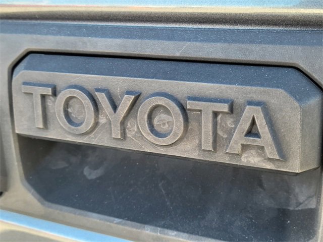 Used 2021 Toyota Tacoma SR5 image 5