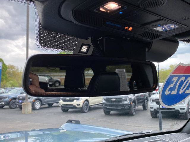 Certified 2025 Ford Bronco Outer Banks AWD/4WD image 33