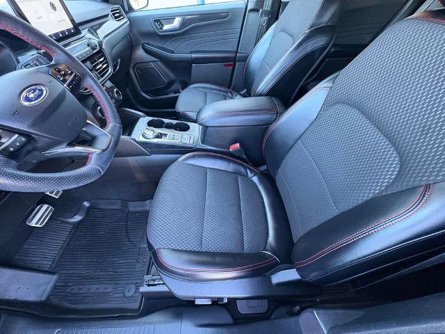 Certified 2023 Ford Escape ST-Line AWD/4WD image 12