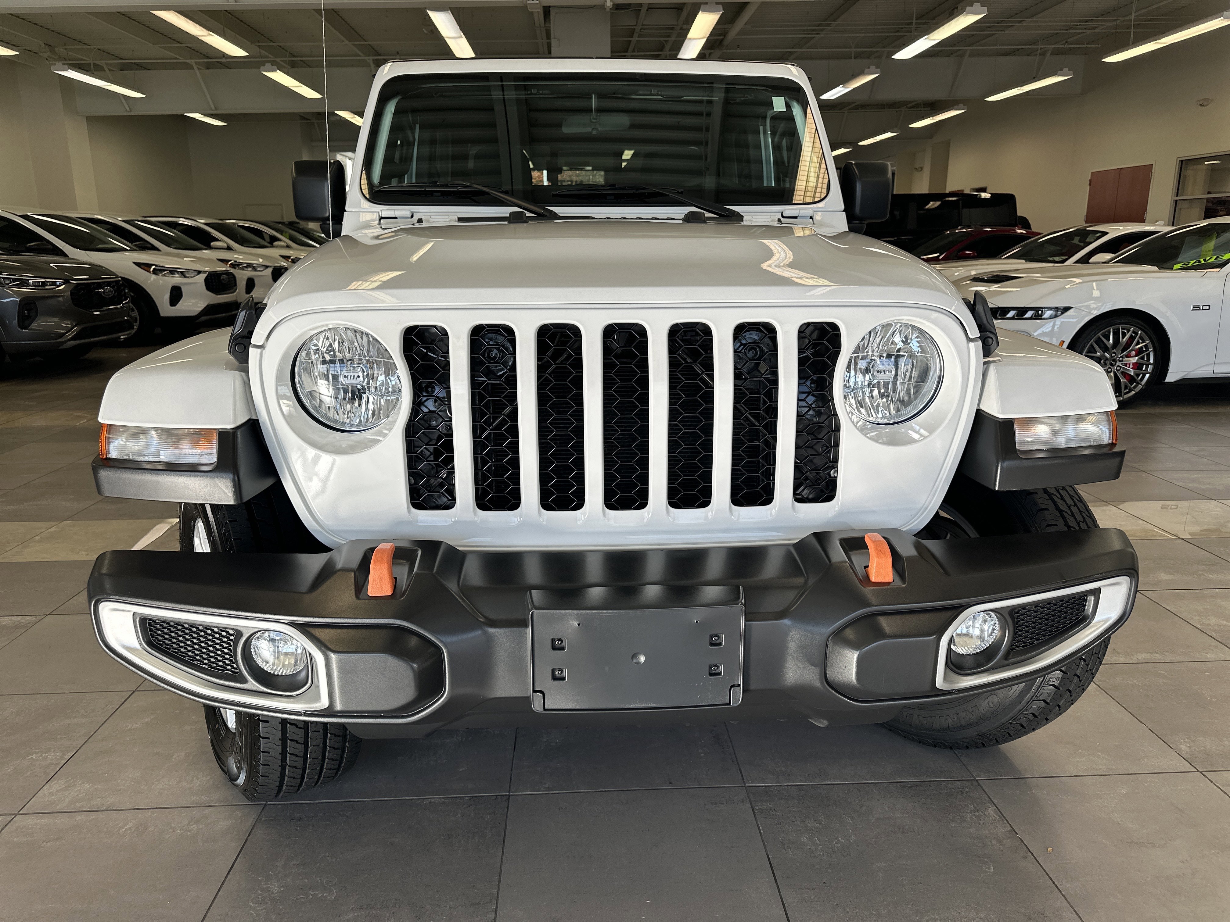 Used 2023 Jeep Gladiator Sport image 9