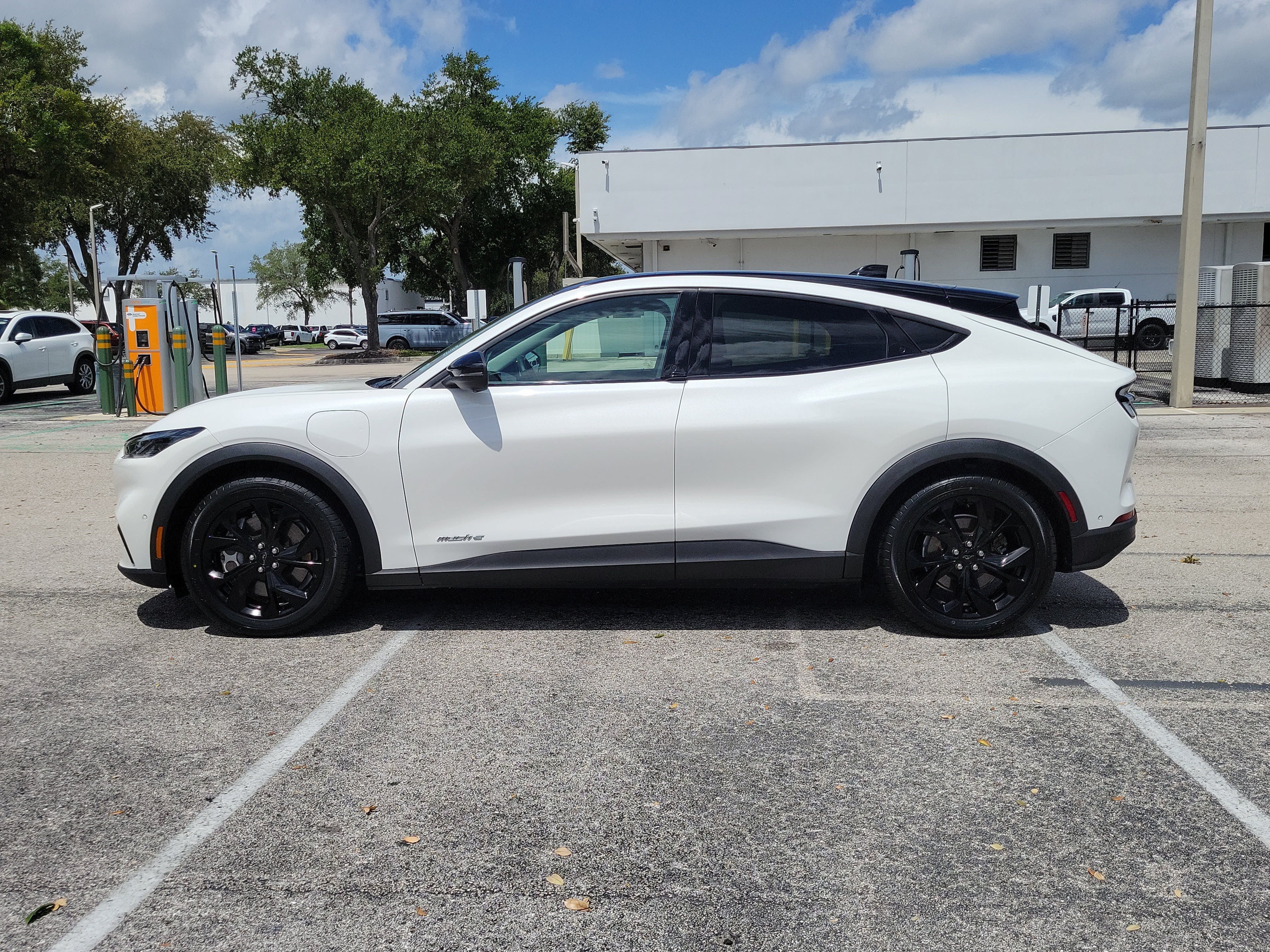 Certified 2024 Ford Mustang Mach-E Select w/ Comfort Package Lite RWD image 6