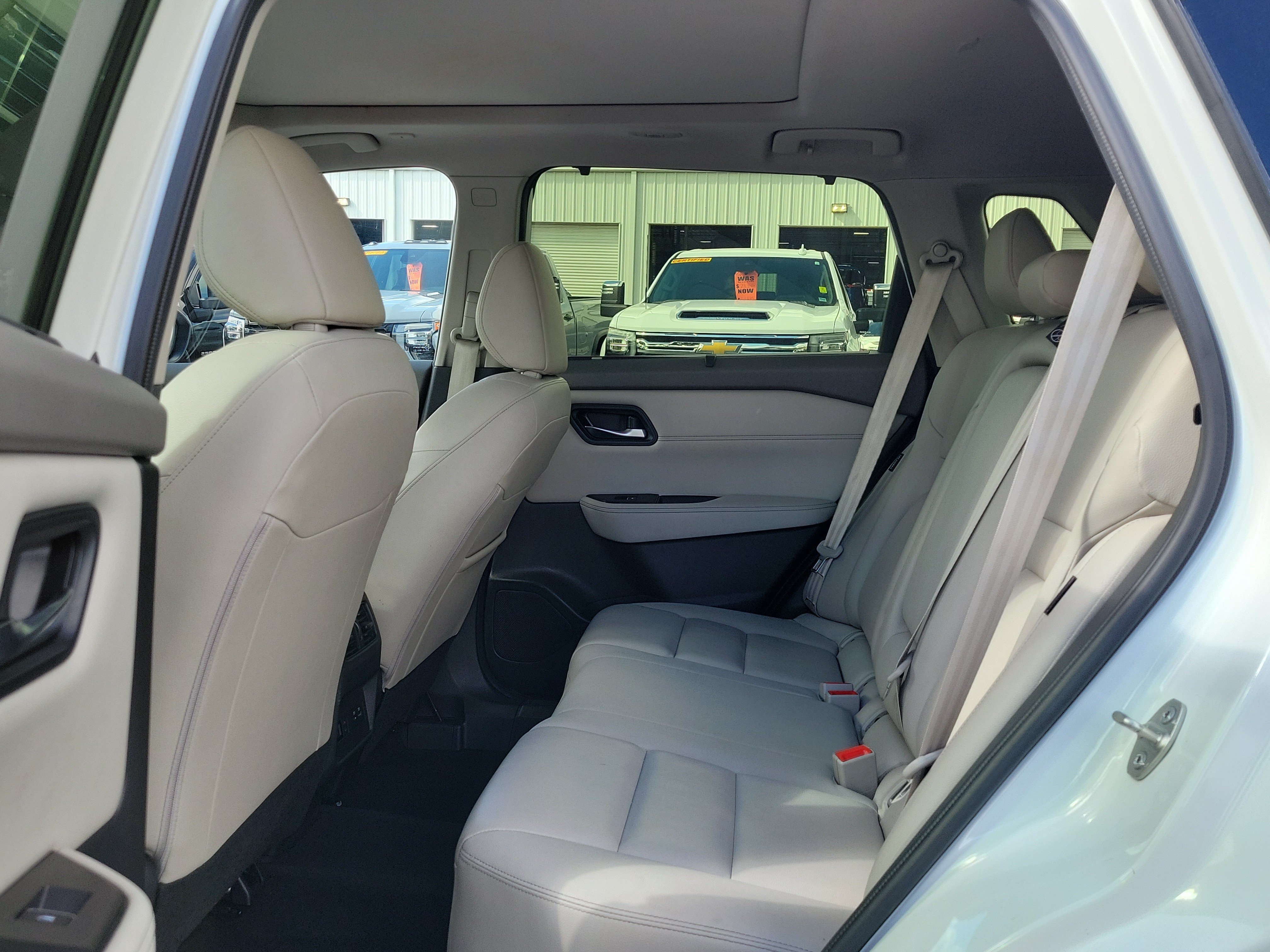 Used 2023 Nissan Rogue SL w/ SL Premium Package FWD image 13