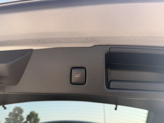 Certified 2022 Ford Escape SEL AWD/4WD image 31