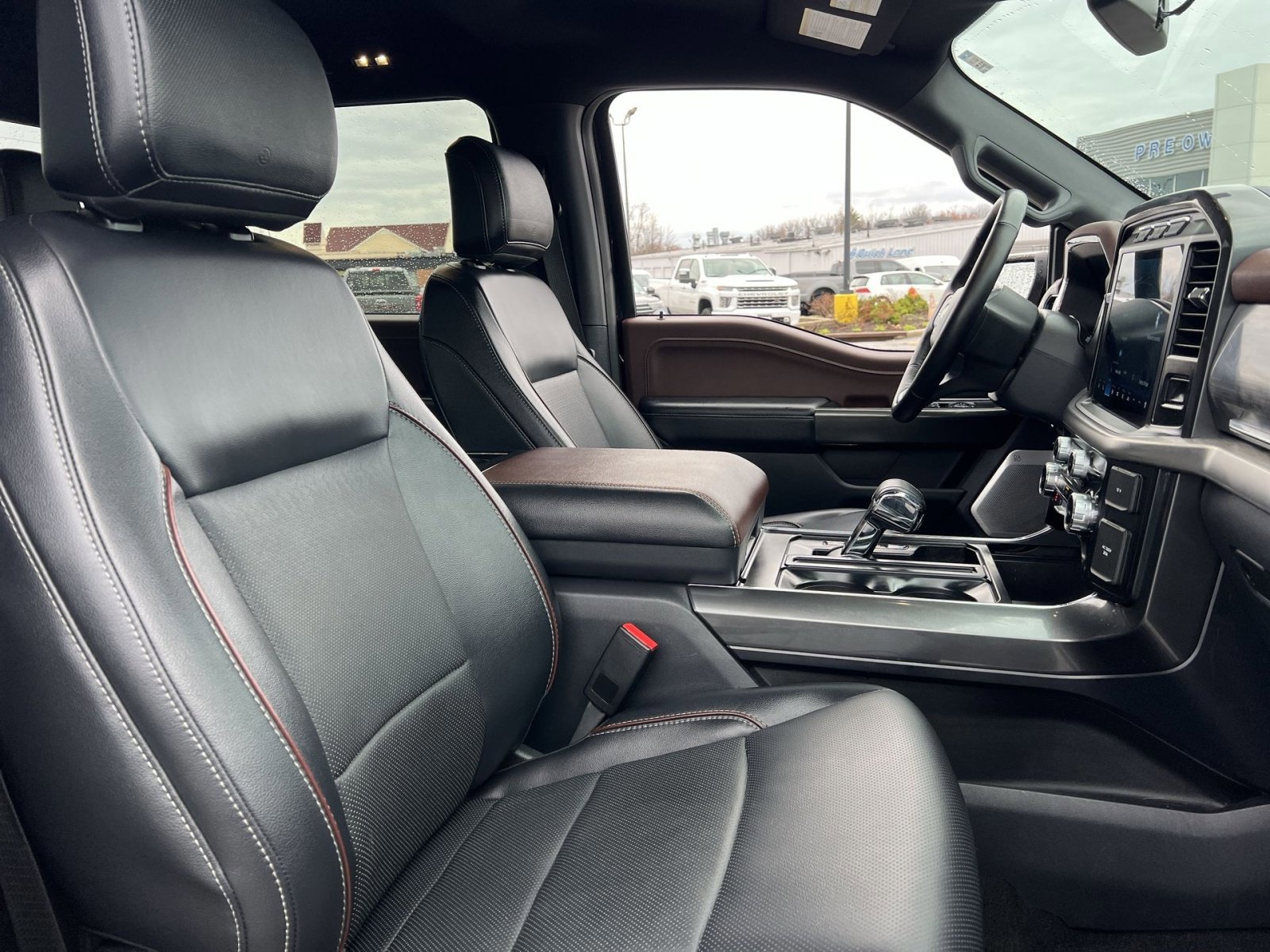 Certified 2023 Ford F150 Lariat w/ Equipment Group 502A High image 26