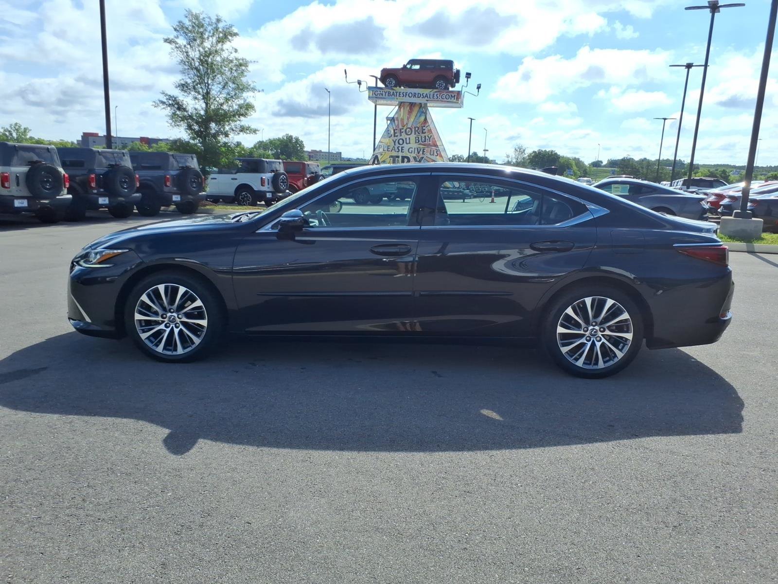 Used 2019 Lexus ES 350 w/ Premium Package FWD image 6