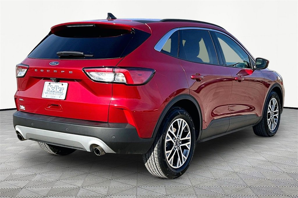 Certified 2022 Ford Escape SEL w/ Technology Package image 2