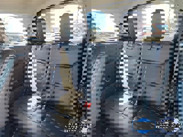 Certified 2022 Ford Explorer XLT w/ Equipment Group 202A image 29