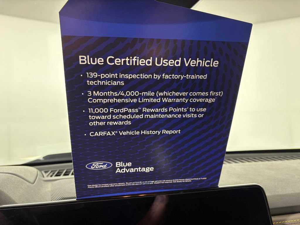 Used 2025 Chevrolet Colorado ZR2 w/ Technology Package AWD/4WD image 25