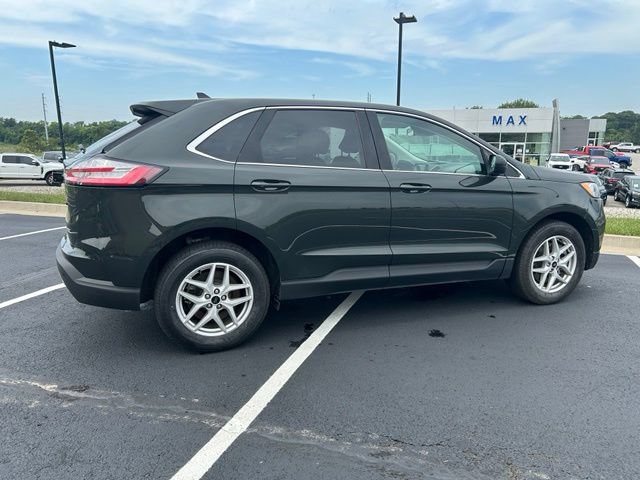 Certified 2023 Ford Edge SEL w/ Convenience Package AWD/4WD image 17