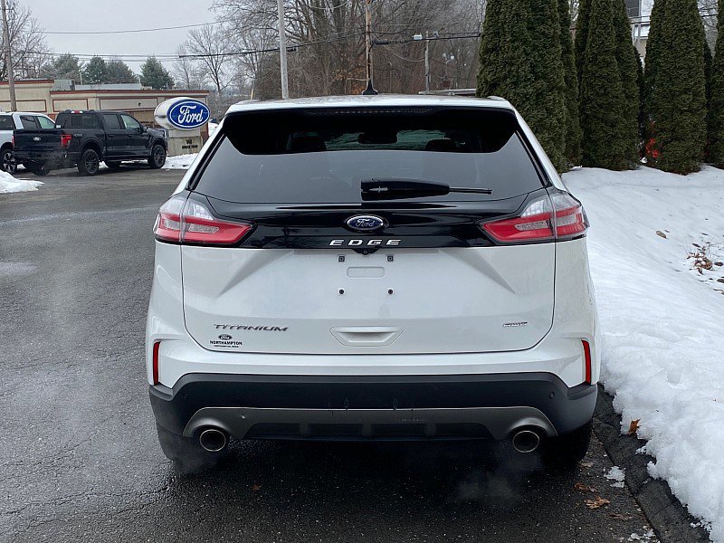 Certified 2022 Ford Edge Titanium w/ Cargo Accessory Package image 4
