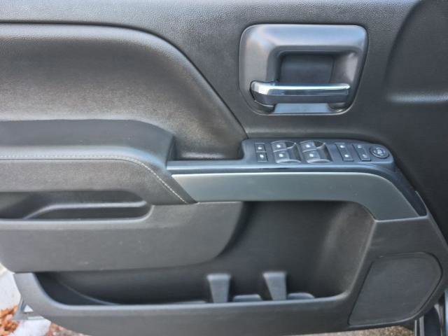 Used 2018 Chevrolet Silverado 1500 LT w/ All Star Edition image 16