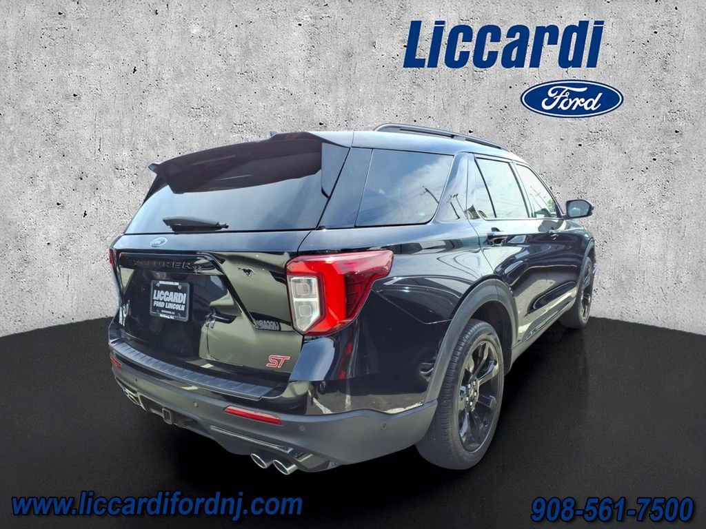 Certified 2022 Ford Explorer ST w/ Equipment Group 401A AWD/4WD image 4