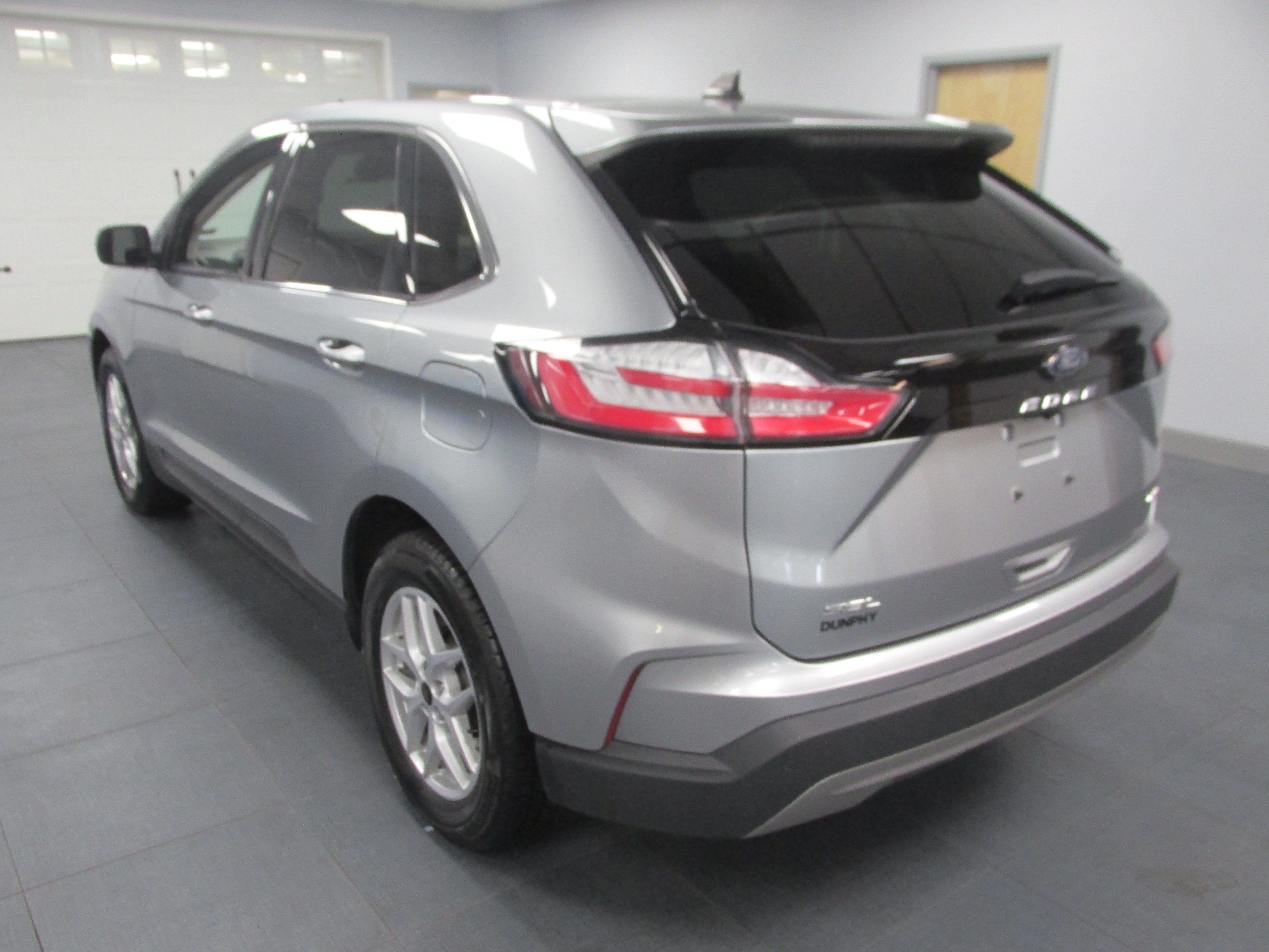 Certified 2024 Ford Edge SEL AWD/4WD image 7