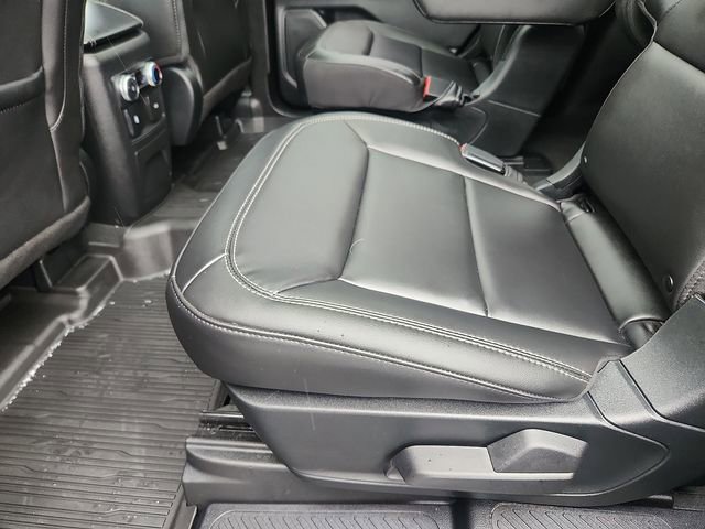 Certified 2022 Ford Explorer XLT w/ Equipment Group 202A AWD/4WD image 26