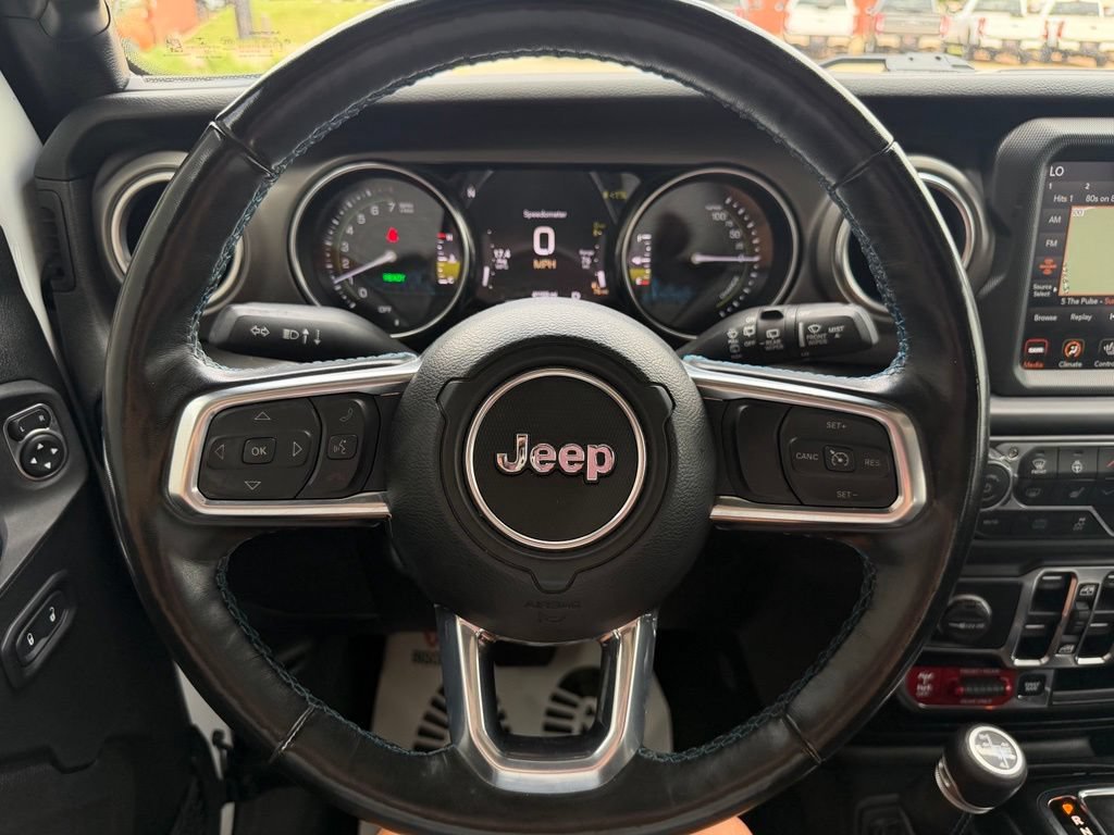 Used 2022 Jeep Wrangler Unlimited Rubicon 4xe w/ Cold Weather Group AWD/4WD image 31