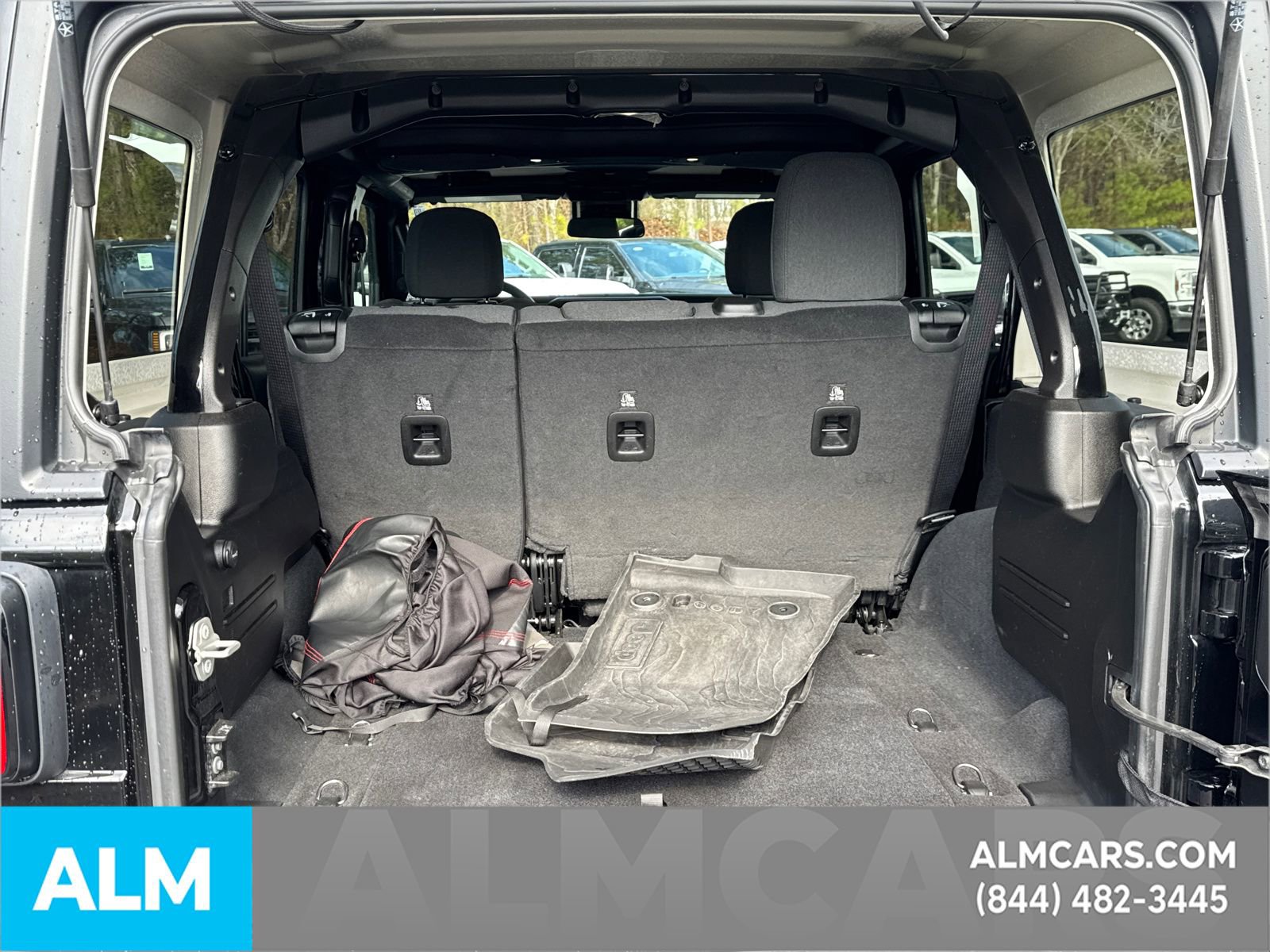 Used 2024 Jeep Wrangler Willys image 21