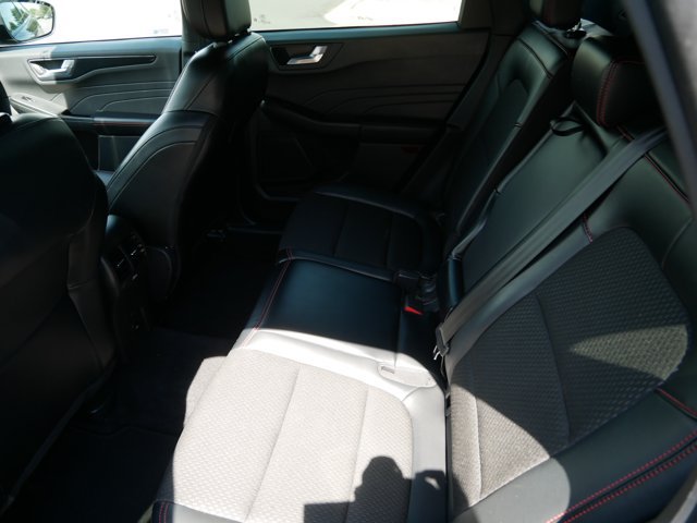Certified 2025 Ford Escape ST-Line AWD/4WD image 12