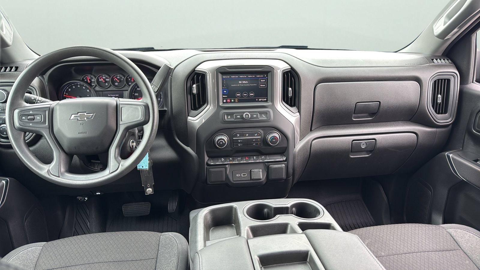 Used 2022 Chevrolet Silverado 1500 Custom Trail Boss w/ Midnight Edition AWD/4WD image 20